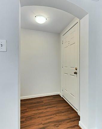 2nd image of 1817 Queens Ln #2-162