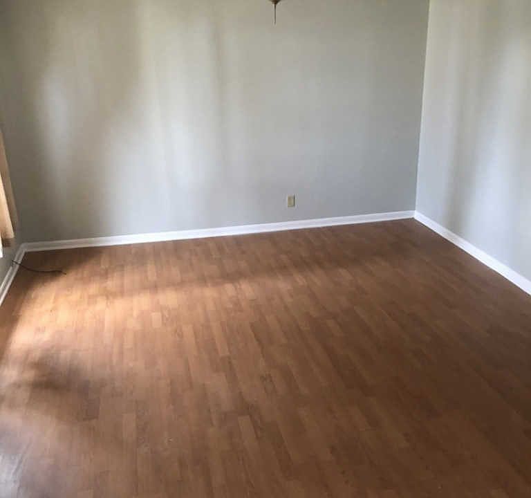 1st image of 168 Beaconridge Dr