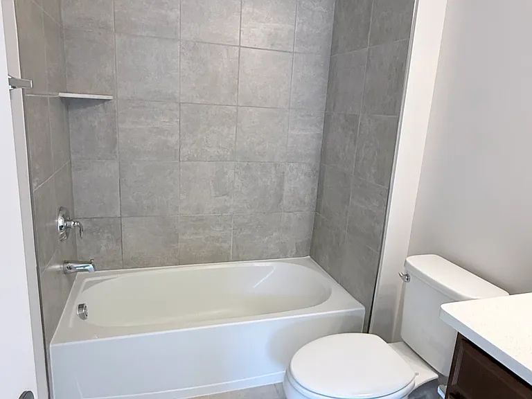 3511 Carnaby St — Photo 13