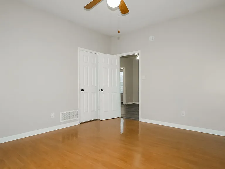 8170 Timber Knoll Ln — Photo 9