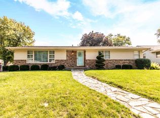 119 Fairoaks Ct, Bartonville, IL