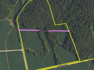 53 Wood School Rd, Loogootee, IN 47553