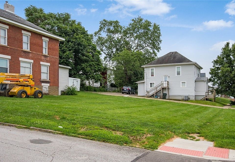 1st image of 1102 Gaston Ave