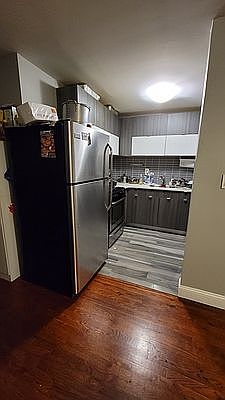 2nd image of 306 Hart St #3A