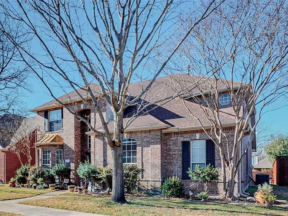 3rd image of 1310 Heather Brook Dr