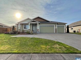 111 Blue Glacier Loop, Sequim, WA 98382