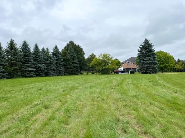 3410 Cornflower Way, Spring Grove, IL 60081