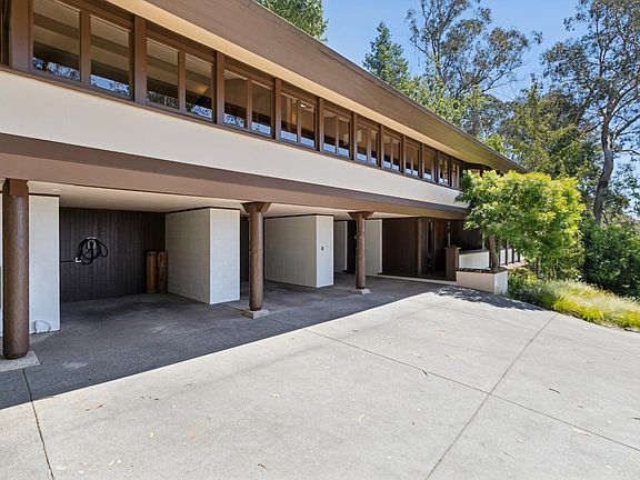 5th image of 335 Highland Ave