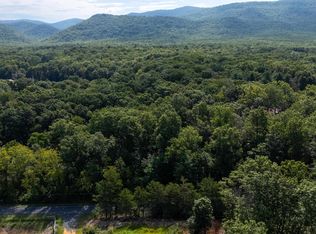 Trayfoot Rd, Grottoes, VA 24441