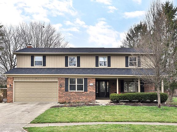 2nd image of 1034 Loch Ness Ave