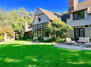 921 Regent Park Dr, La Canada Flintridge, CA 91011