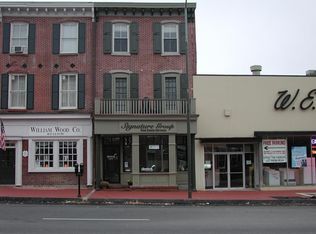 126 W Market St APT 2, West Chester, PA 19382