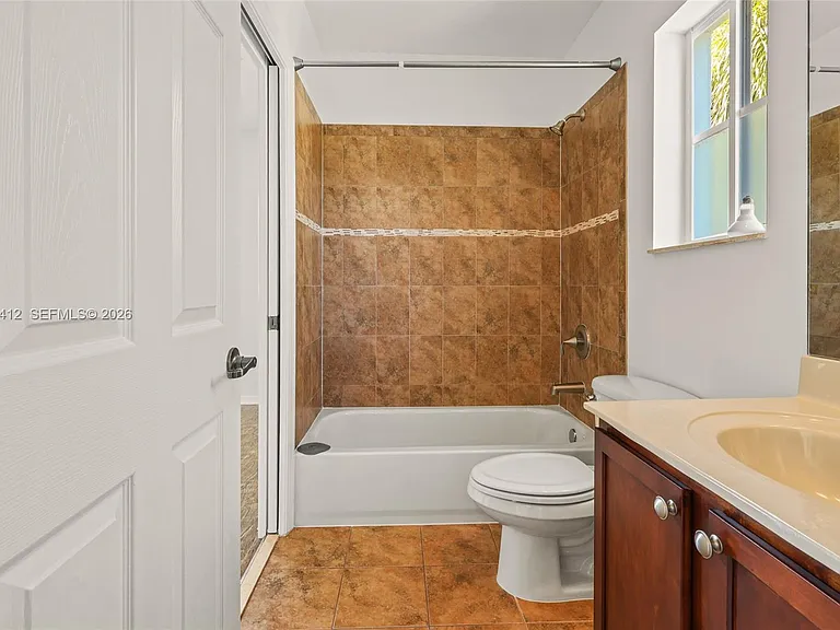 8931 SW 18th St #401 — Photo 14
