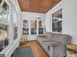 592 Martin St, Philadelphia, PA 19128