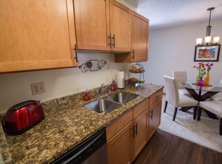 Brier Creek, Hopkins, MN 55305