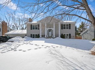 4601 Gilford Dr, Edina, MN 55435