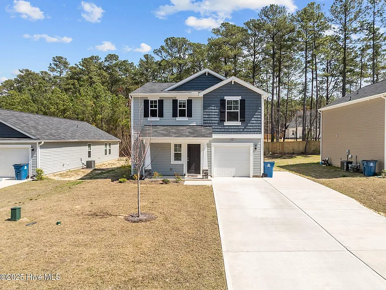 821 Conductor Ct — Photo 1