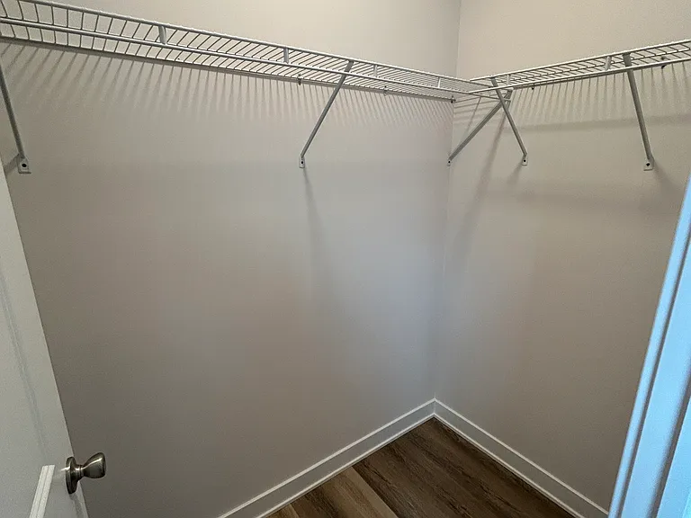1708 Ingram St — Photo 10