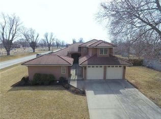 420 Crown Hill Rd, Excelsior Springs, MO 64024