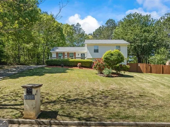 1007 Wayne Dr, Snellville, GA 30078