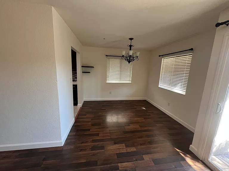 254 Bonita Ln — Photo 8