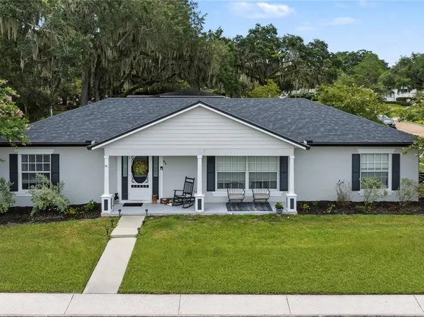 64 E CREST AVENUE, WINTER GARDEN, FL 34787