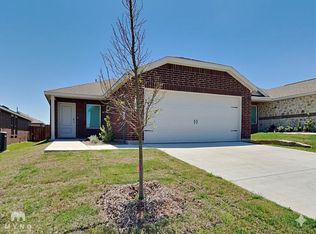 2057 Belgian Dr, Aubrey, TX 76227