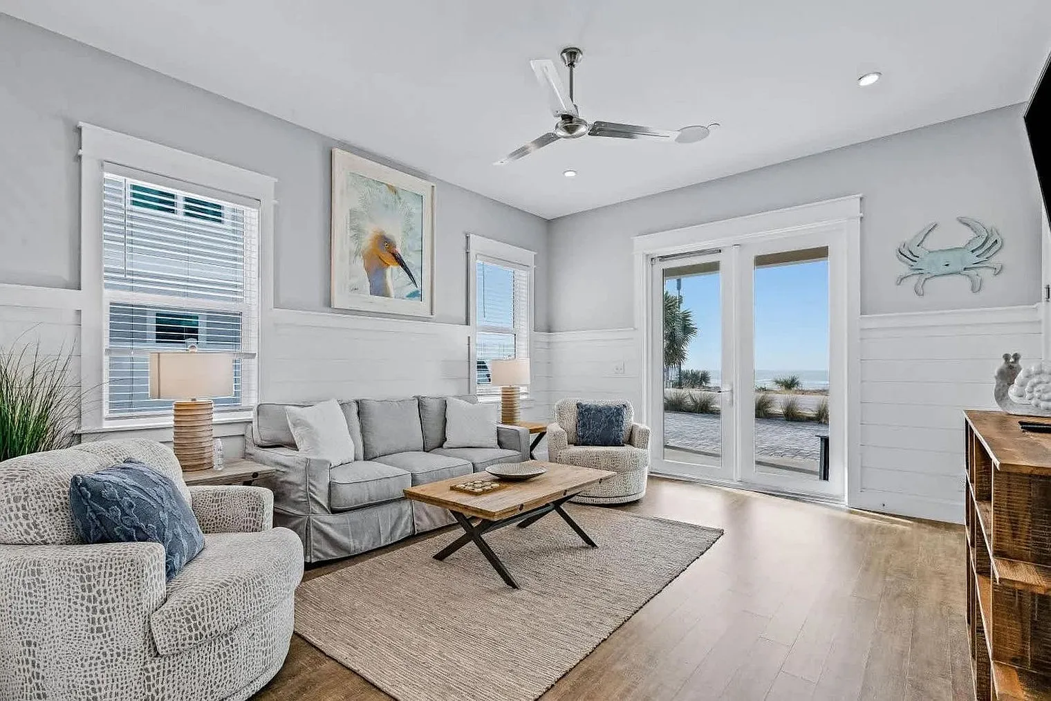 6 bed, 6.0 bath, 3821 sqft, $22,519 — Photo 3