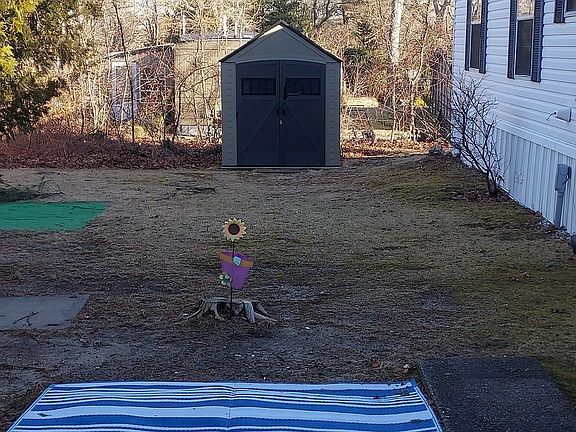 4th image of 70 Timber Ln