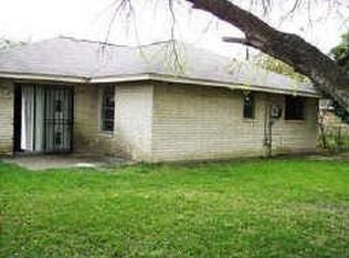 10539 Summerbrook Dr, Houston, TX 77038