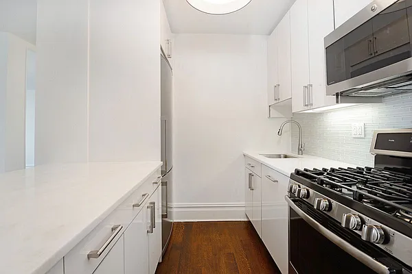 Rented by Keller Williams City Views Realty | media 10