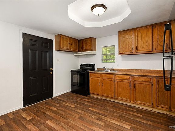 5th image of 513 Palo Blanco St
