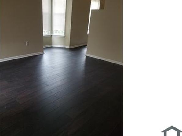 1705 N Longwood St APT A