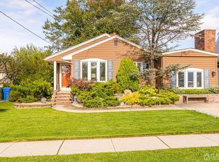 108 Pleasant Ave, Iselin, NJ 08830
