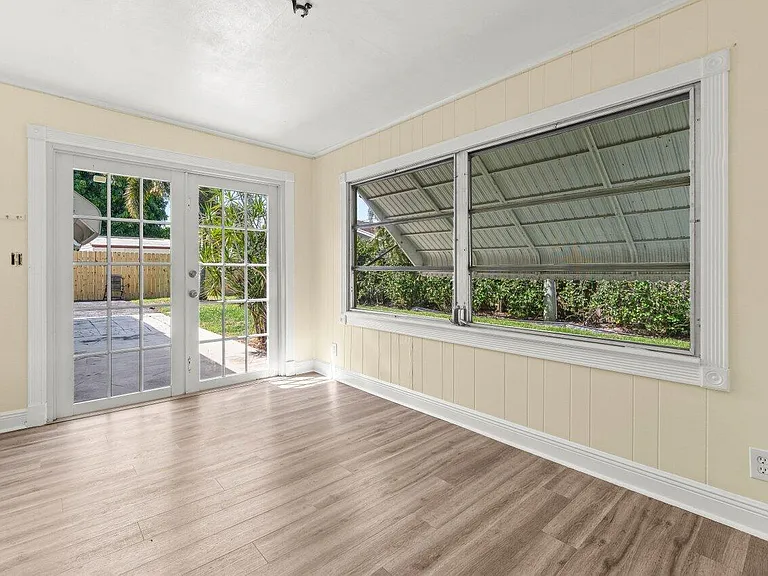 640 Jaeger Dr — Photo 19