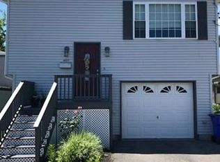 407 Anthony St, Fall River, MA 02721