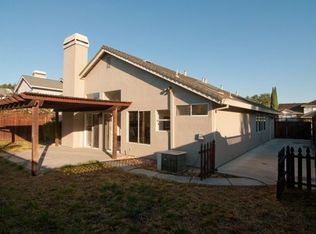 724 Violet Ln, Vacaville, CA 95687