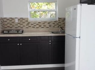 3288 SW 1st St, Miami, FL 33135