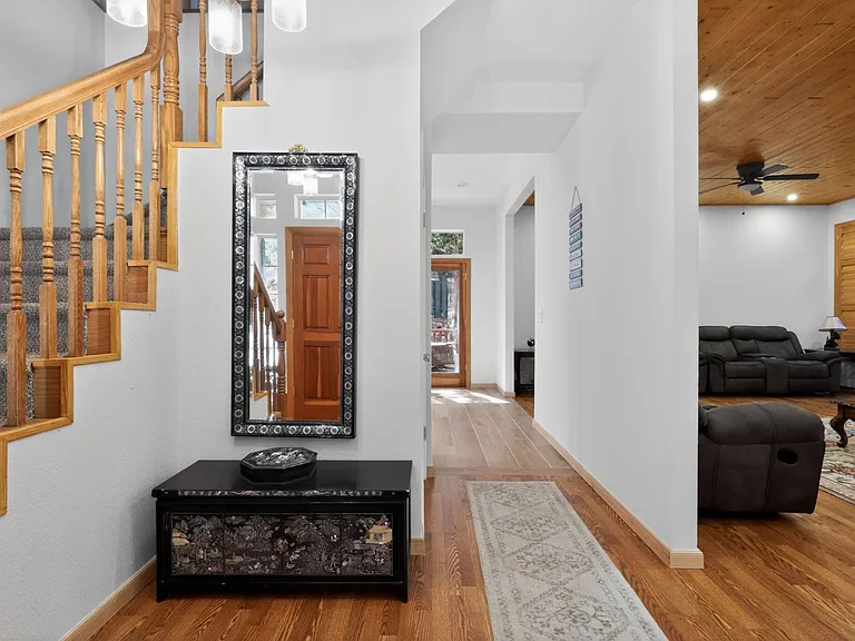 1401 Zion Way — Photo 29