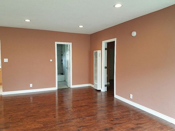 5th image of 1053 Lecouvreur Ave