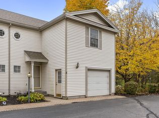 900 Washington Ave APT 3, Portland, ME 04103