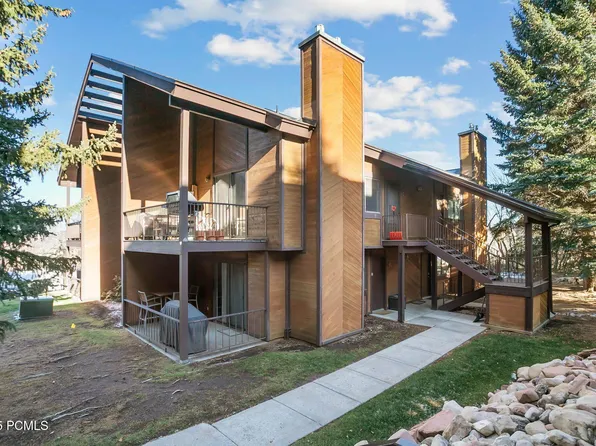 2025 Canyons Resort Dr APT J4, Park City, UT 84098