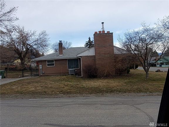 4th image of 737 4th Ave N