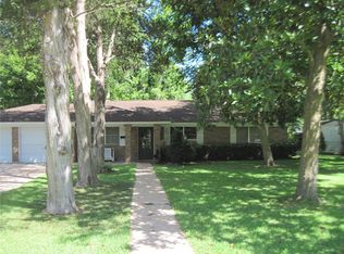 802 E 2nd St, Sweeny, TX 77480