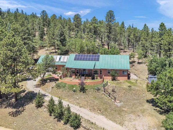 39 Martin Luther King Blvd, Black Lake, NM 87710
