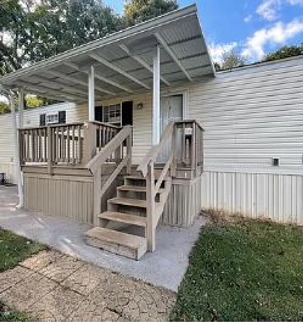 3709 Hampton Lane (Schutte) — Photo 1