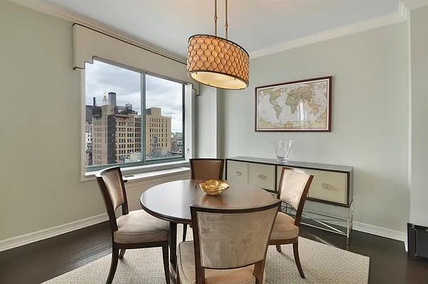 Sold by Corcoran | media 14