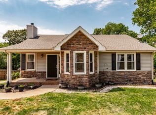 748 W Creek Dr, Clarksville, TN 37040
