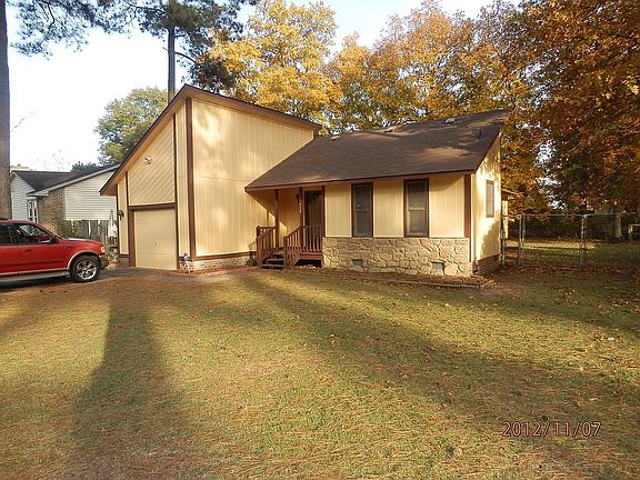 Large Front/Back Yard