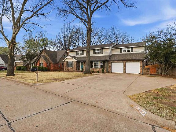 5th image of 2308 Skylark Rd